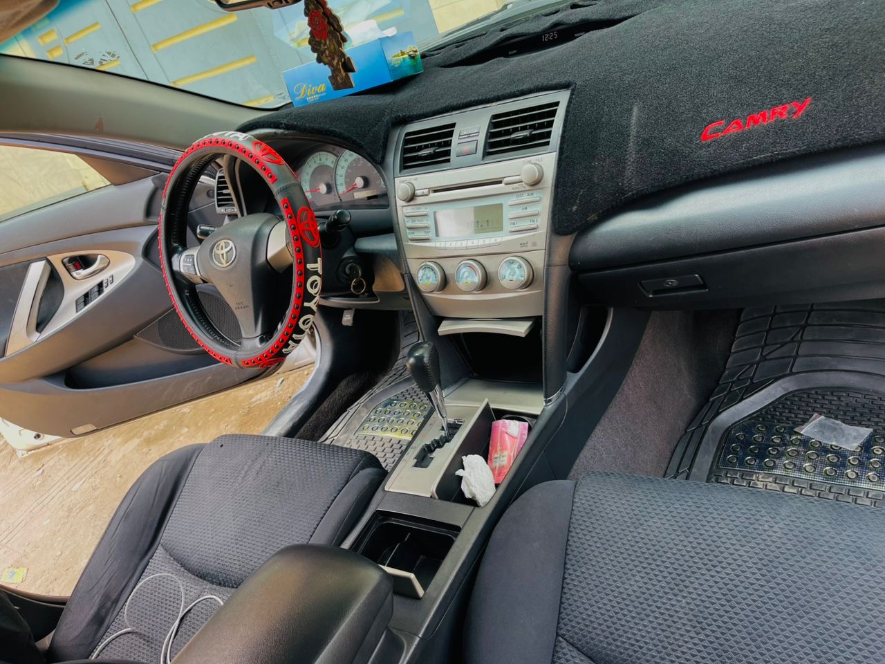 Toyota Camry AWD LE/SE